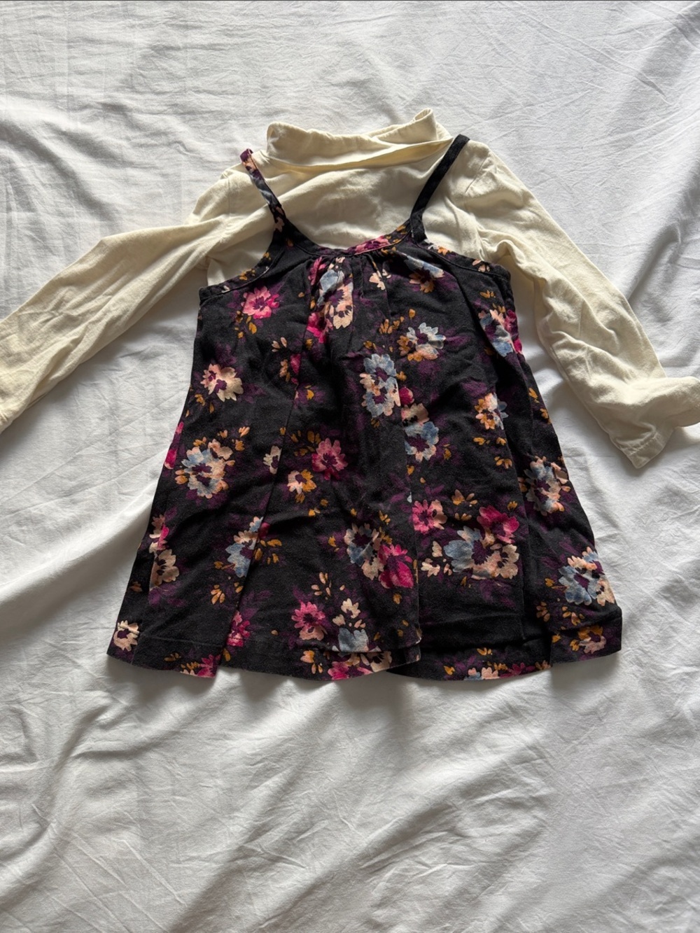 GAP Girls Cream Mock-Neck Layered Top with Black Floral Cami size 2T